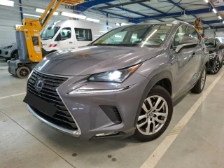 Lexus NX 300h 2WD 
