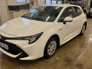 Toyota Corolla 1.8 HYBRID ACTIVE