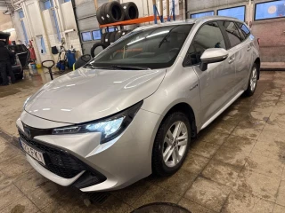 Toyota Corolla 1.8 HYBRID ACTIVE