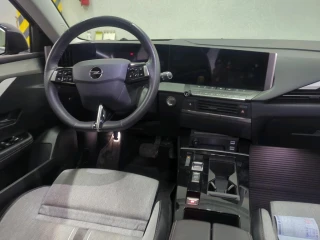 Opel Astra 1.2 Turbo Elegance 130km Auto