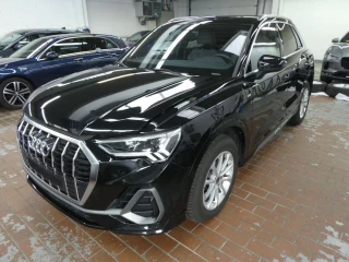 Audi Q3 2.0 35 TDI S Line Stronic Quattro
