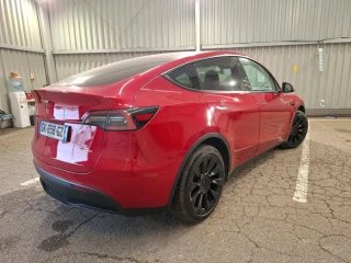 Tesla Y Model Long Range AWD
