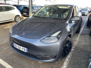 Tesla Y Model Long Range AWD