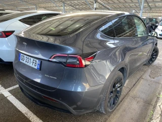 Tesla Y Model Long Range AWD