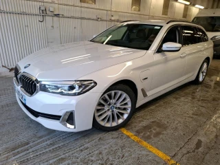 BMW Series 5 Touring 530eA 292ch Luxury Steptronic