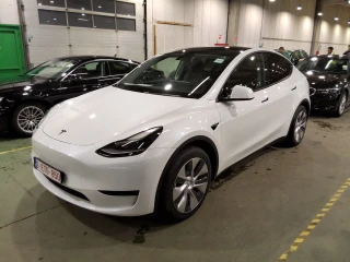 Tesla Y BEV AUTO RWD