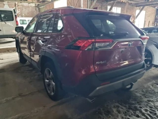 Toyota RAV4 2.5i 2WD Hybrid Dynamic Plus CVT