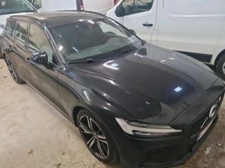 Volvo V60 2.0 T8 AWD