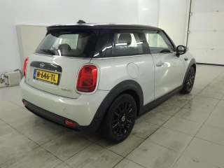 MINI Cooper 28.9kWh Electric Business Edition 3d