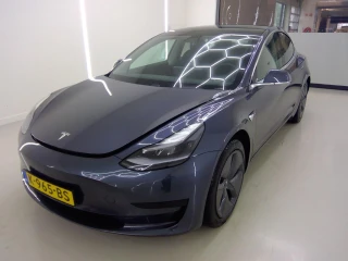 Tesla Model 3 Standard Range Plus RWD