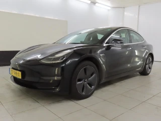 Tesla Model 3 Standard Range Plus RWD