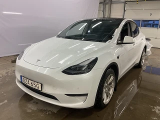 Tesla Y Model Long Range AWD