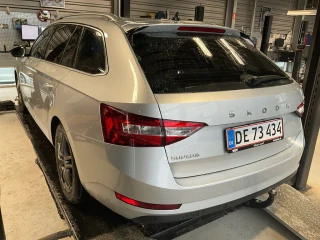 Skoda Superb Kombi 2.0
