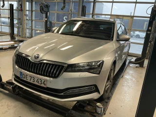 Skoda Superb Kombi 2.0