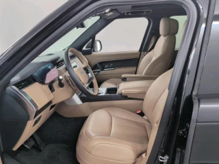 Samochód off-road LAND ROVER RANGE 3.0 P550E PHEV HSE AUTO 4WD 2025