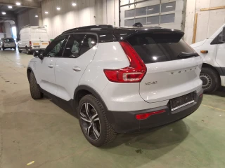 Volvo XC40 1.5 T5 TE PHEV R-Design DCT STOCK