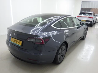 Tesla Model 3 Standard Range Plus RWD