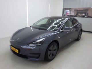 Tesla Model 3 Standard Range Plus RWD