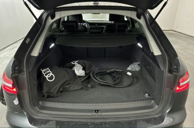 Audi A6 Avant 50 TFSI e quattro S tronic sport Kombi