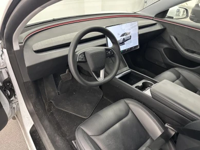 Tesla Model 3 Long-Range Dual Motor 4WD
