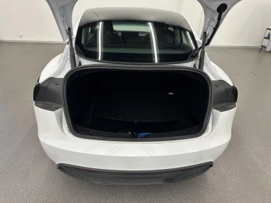 Tesla Model 3 Long-Range Dual Motor 4WD