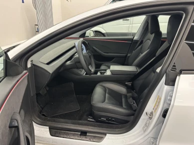 Tesla Model 3 Long-Range Dual Motor 4WD