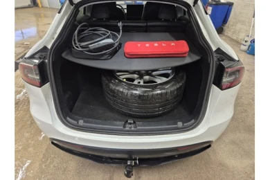 Tesla Y Model Long Range AWD