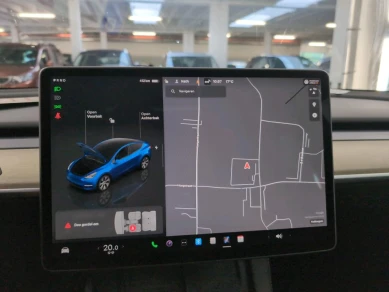 Tesla Y Model Long Range AWD