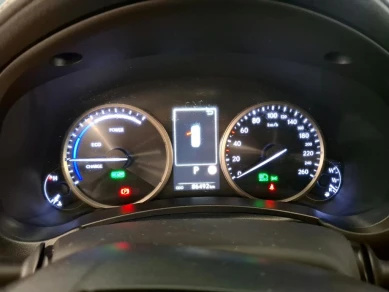 Lexus NX 300h 2WD 