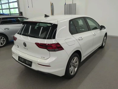 Volkswagen Golf 1.0 ETSI DSG