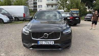 Volvo XC 90 B5 D AWD Momentum Pro 7os