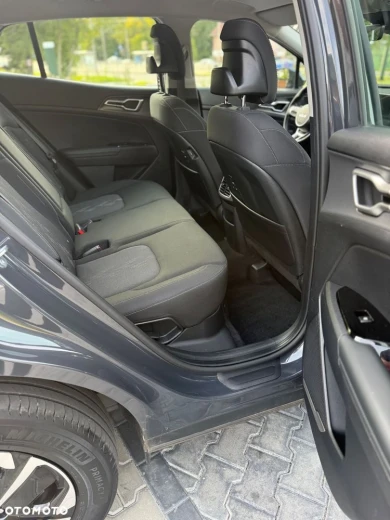 Kia Sportage 1.6 T-GDI HEV Business Line 2WD