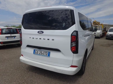 Ford Tourneo Custom