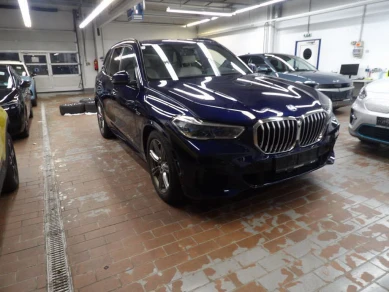 BMW X5 3.0 XDRIVE45E A M SPORT