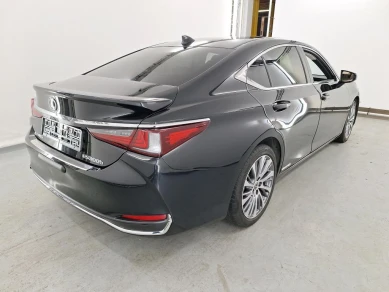 LEXUS ES 300h 2.5i Executive Line