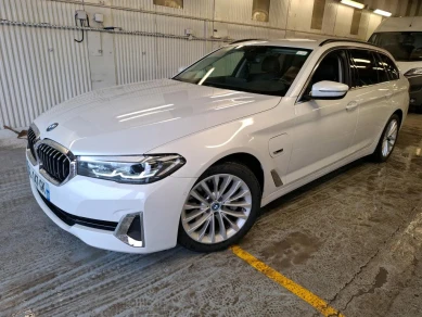 BMW Series 5 Touring 530eA 292ch Luxury Steptronic