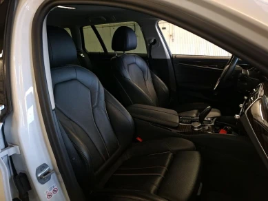 BMW Series 5 Touring 530eA 292ch Luxury Steptronic