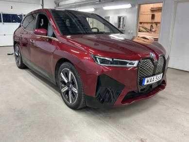 BMW xDrive40 76.6 kWh 326hk Innovation Sportpkt Signaturepkt