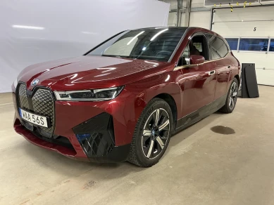 BMW xDrive40 76.6 kWh 326hk Innovation Sportpkt Signaturepkt