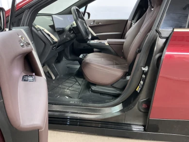 BMW xDrive40 76.6 kWh 326hk Innovation Sportpkt Signaturepkt