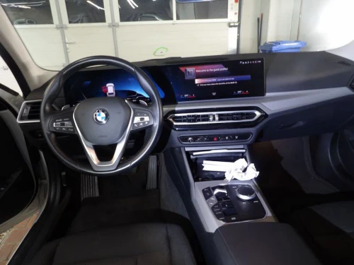 BMW SERIES 3