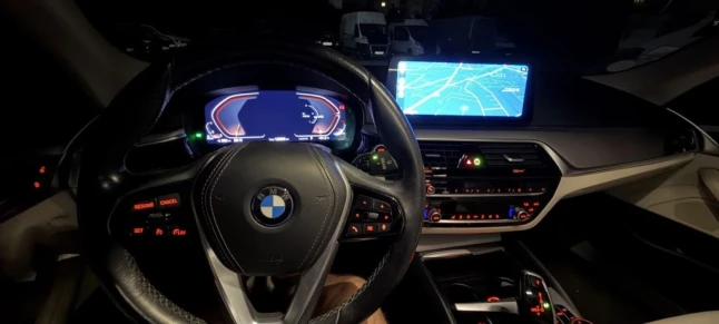 BMW Seria 5 Touring 520d mHEV Luxury Line